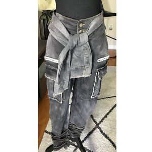 MY BOO HIGH WAISTBAND CARGO JEANS SIZE MEDIUM